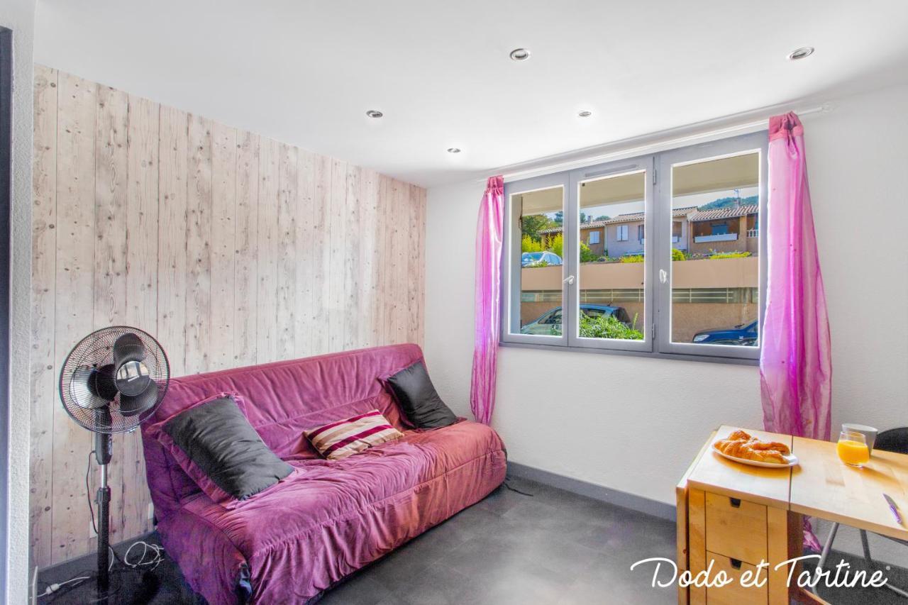 Lovable Studio Close To The Beach - Dodo Et Tartine Lägenhet Saint-Cyr-sur-Mer Exteriör bild